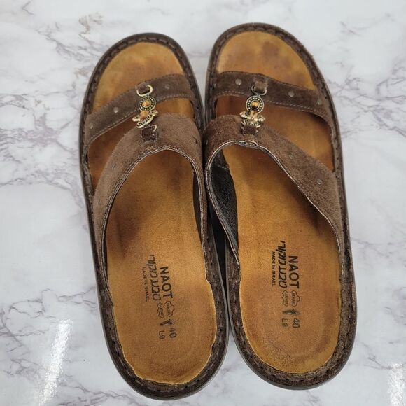 NAOT Brown Suede Slides with Tiger's Eye Faux Gems Accent Women's Euro 40 - Picture 9 of 10